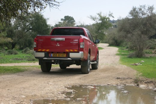 מיצובישי טרייטון